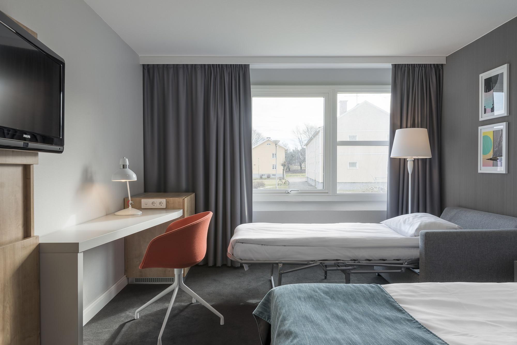Quality Hotel Prisma Skovde Exterior photo