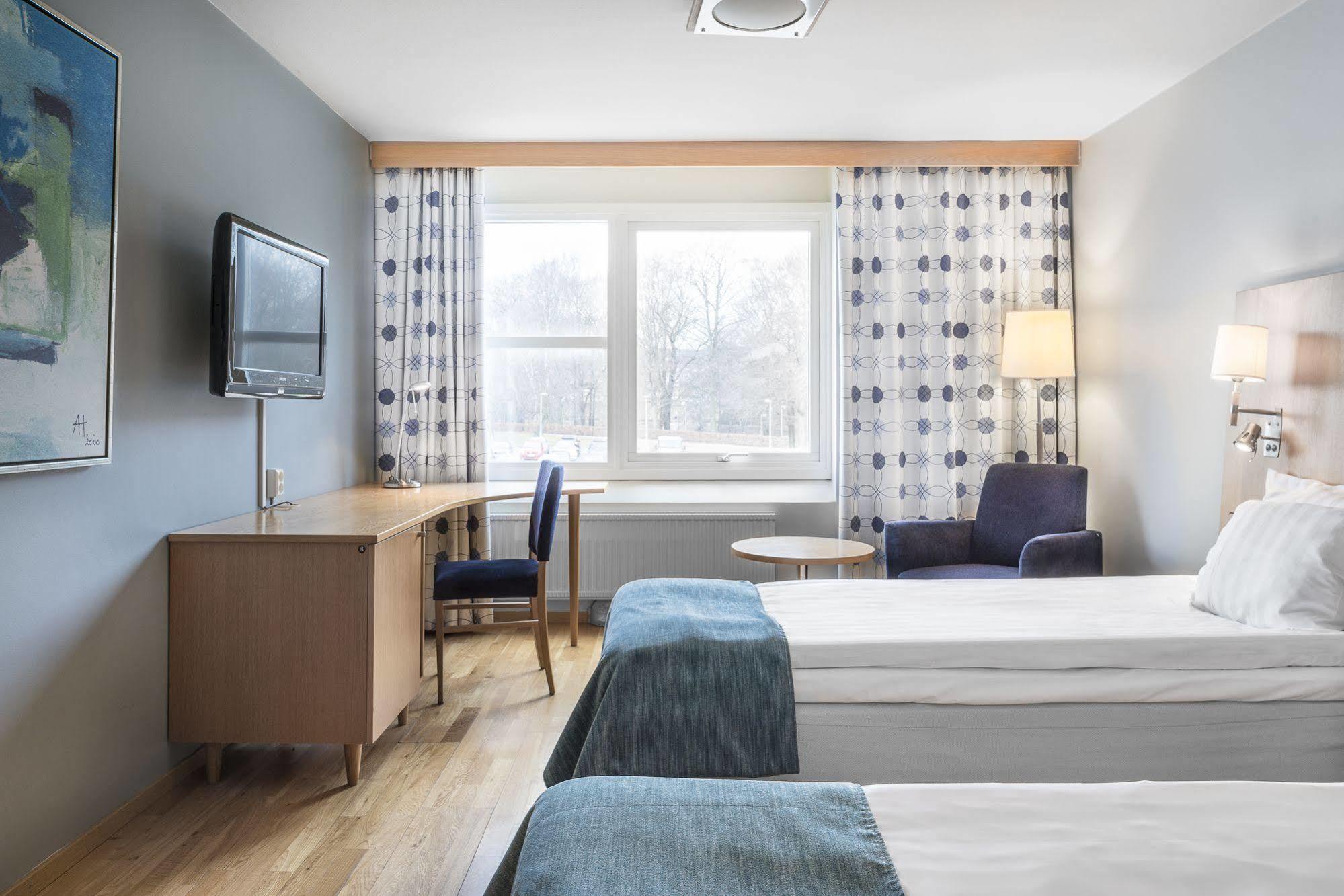 Quality Hotel Prisma Skovde Exterior photo